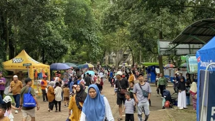 Libur Panjang Ragunan Dipadati Wisatawan Berbagai Daerah