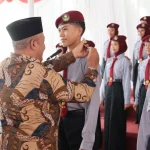 Mas Dhito Beri Beasiswa Bunga, Siswi Putus Sekolah di Kediri Kembali ke Bangku