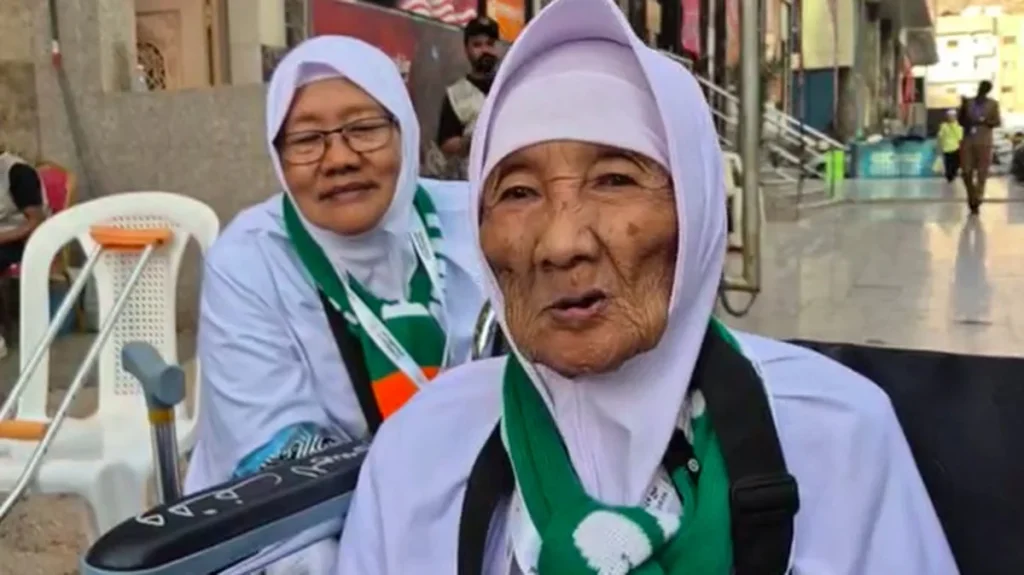 Mbah Marsiyah dari Kediri, Jemaah Haji Tertua di Dunia