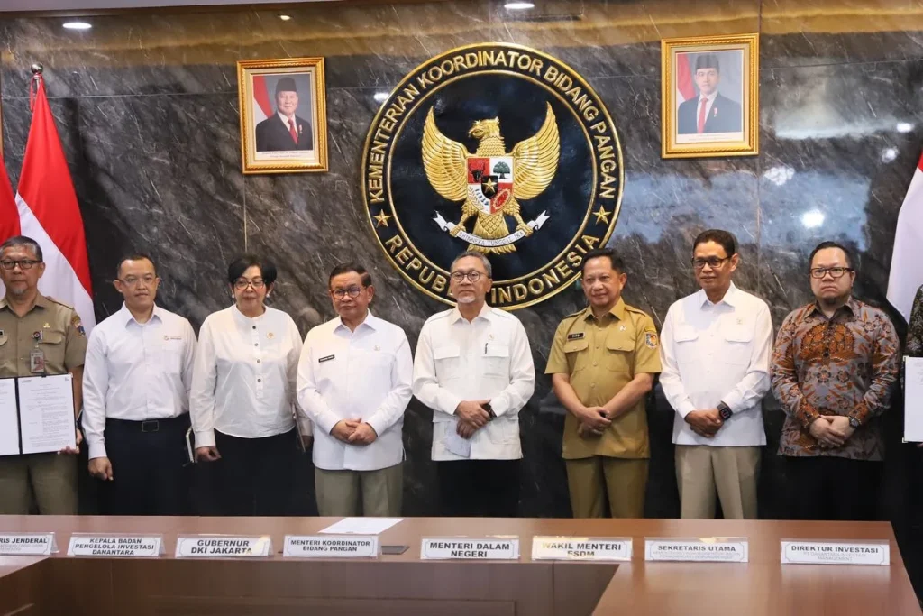 Mendagri Tito Karnavian Saksikan Penandatanganan Kerja Sama DKI Jakarta dengan Danantara untuk Percepatan PSEL Jakarta