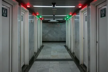 Mengapa Orang Amerika Menyebut WC Umum dengan Restroom?