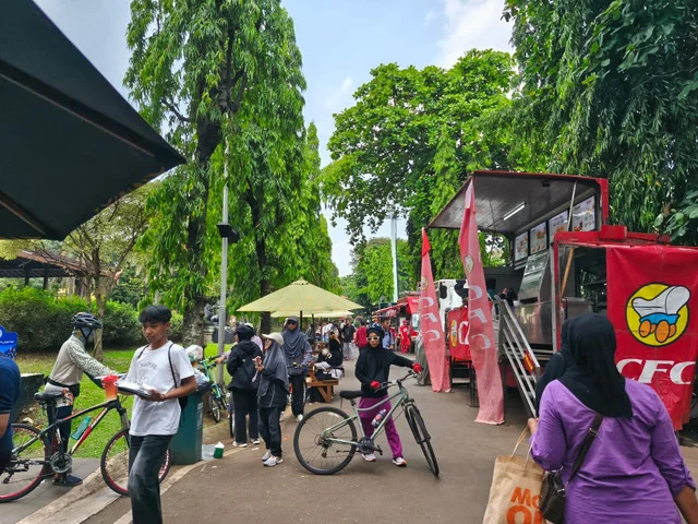Menikmati Libur Panjang di TMII: Piknik Santai hingga Wisata Edukasi