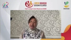 Mensos Ajak Masyarakat Perkuat Budaya Hormati Lansia