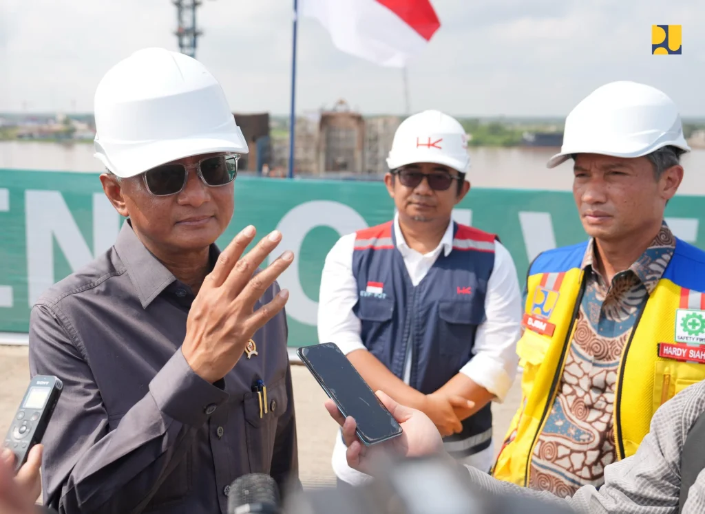 Menteri LH Tinjau Proyek PSEL Palembang, Ditargetkan Operasi Oktober 2026