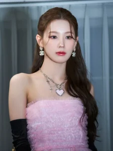Miyeon (G)I-DLE Jadi Sorotan Utama pada Pembukaan Vivienne Westwood Macau 2026