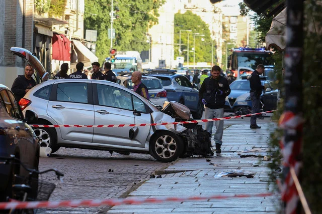 Mobil Terjang Kerumunan Pejalan Kaki di Italia, 8 Orang Terluka