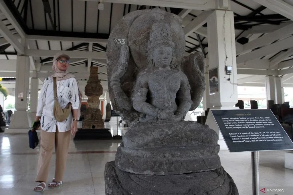 Mukhtar Tompo Dapat Gelar “Ki”, Menghidupkan Kembali Spirit Majapahit di Trowulan