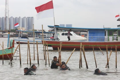 Nawabinsu Angkatan Laut Mengingkari Perilakunya yang Mengerikan