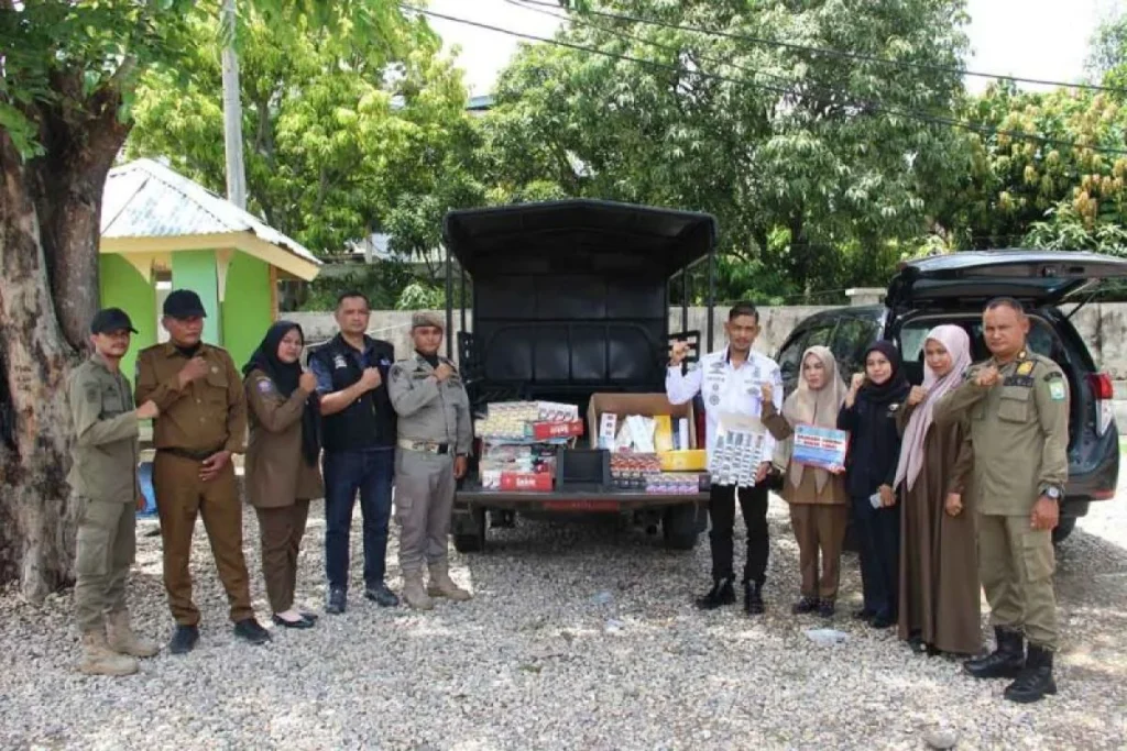 Operasi Sita Miras Ilegal di Aceh Besar, Bea Cukai dan Satpol PP Sita Puluhan Botol