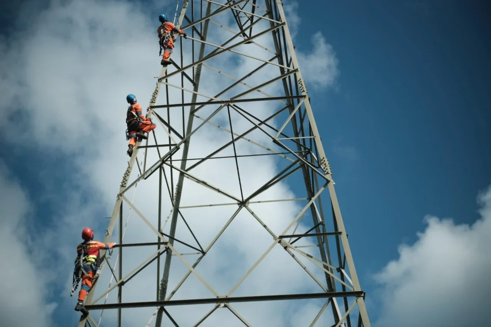 Pakar ITB: Kondisi Lingkungan Pengaruhi Sistem Transmisi Tegangan Tinggi Selama Blackout di Sumatra