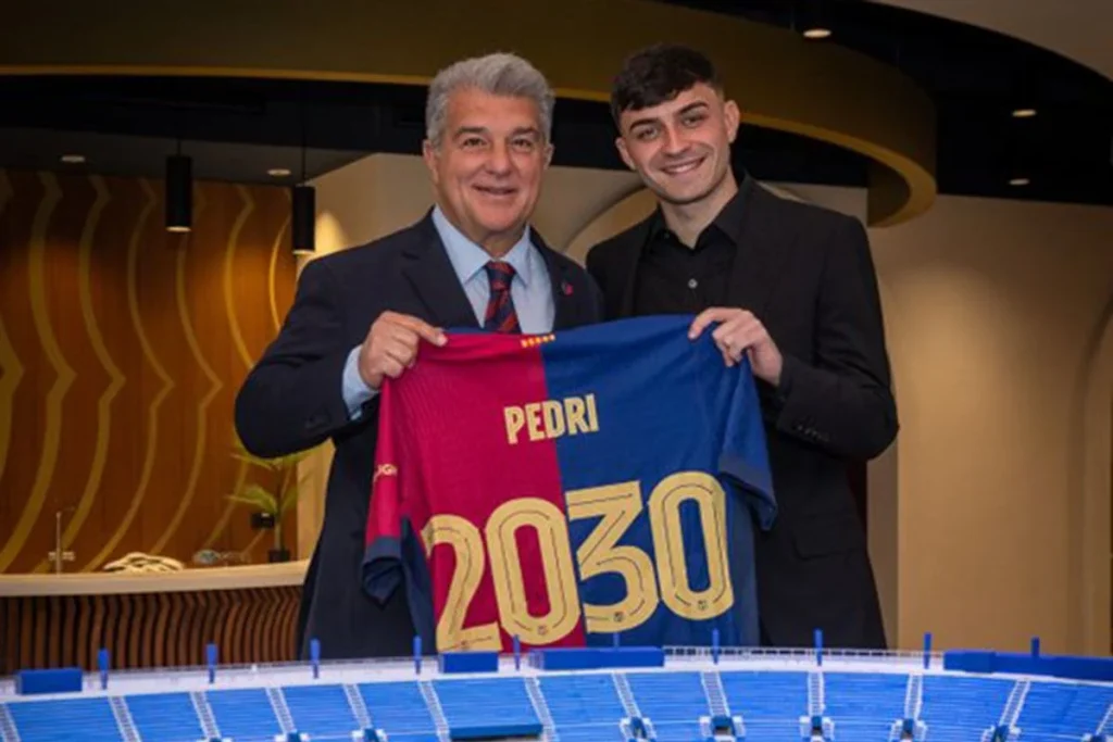 Pedri Resmi Jadi Duta Merek Adidas dengan Kontrak Hingga 2030