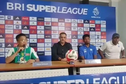 Pelatih Arema Ingat Kekalahan ke Persebaya, Beri Peringatan Keras Jelang Derbi Persik