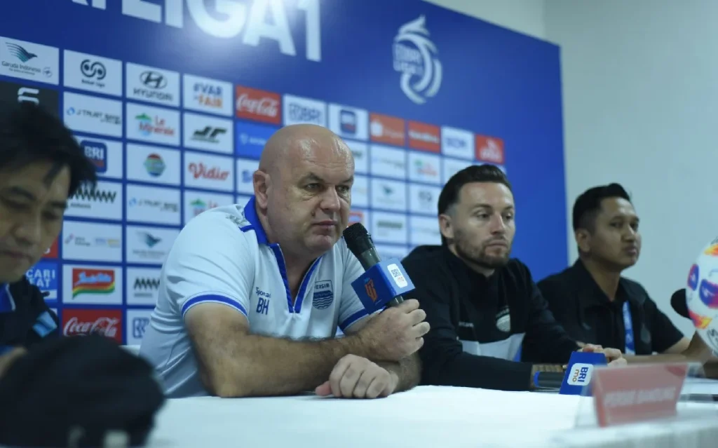 Pelatih Persib: Persija vs Persib Laga Terbesar di Asia Tenggara