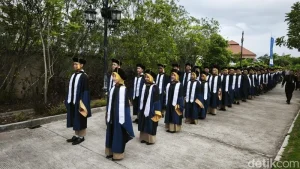 Pelepasan Siswa Angkatan VI SMAU CT Arsa Sukoharjo: Mayoritas Diterima di PTN