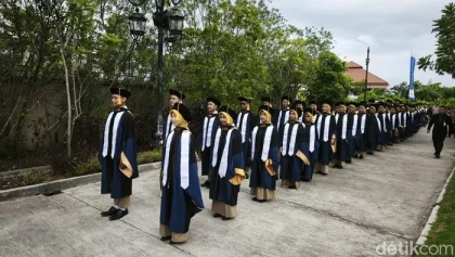 Pelepasan Siswa Angkatan VI SMAU CT Arsa Sukoharjo: Mayoritas Diterima di PTN