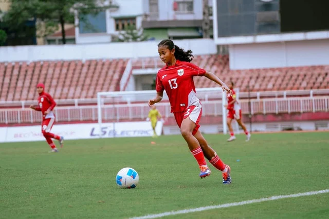 Pemain Timnas Wanita U-17 Terlihat di Hydroplus Soccer League Surabaya 2026
