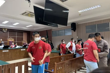 Pembela Polisi Rolesville Terluka dalam Perkara Kamera Tubuh di Pengadilan Raleigh