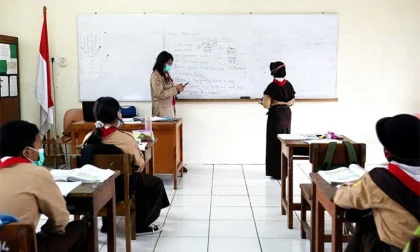 Pemda Melanggar Aturan dengan Mempekerjakan Guru Honorer di Luar Dapodik 2024