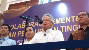 Pemerintah Sebut Fakultas Kedokteran Sudah Berlebih, Hermansyah Koto Tanya Siapa yang Asbun