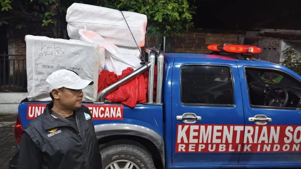 Pemkot Semarang Salurkan Kebutuhan Dasar Bagi Warga Terdampak Banjir 2 Kecamatan
