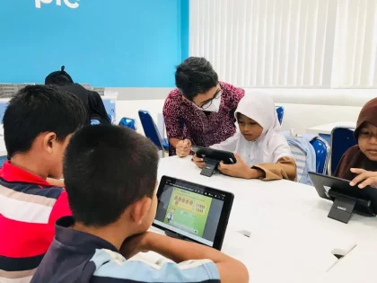 Pendampingan Anak di Ruang Digital untuk Mengenali Hoaks dan Manipulasi Konten AI