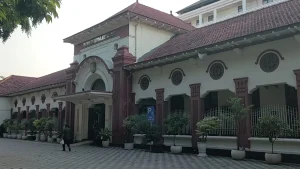 Pengadilan Negeri Surabaya Gagalkan Akrobat Hukum Investor Asing