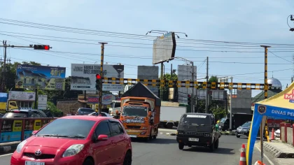 Pengawasan Ketat di Jalur Silayur Semarang, 50 Truk Dicegat dalam Sehari