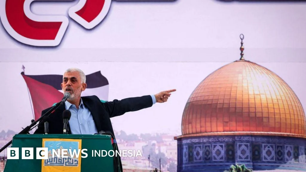 Penghormatan Terakhir Warga Palestina untuk Pemimpin Hamas yang Gugur