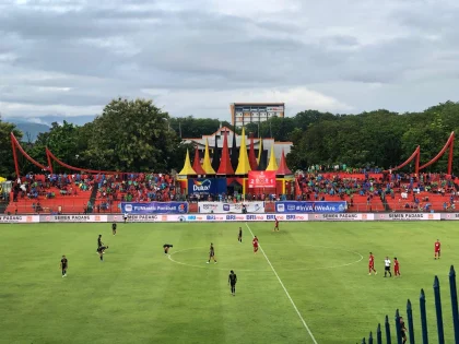 Persebaya Berpesta Gol di Stadion H. Agus Salim, Semen Padang Ditolak 0-7