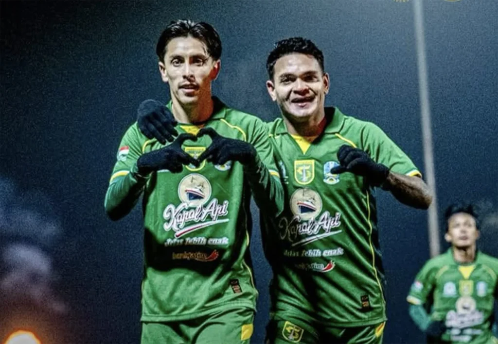 Persebaya Surabaya Perpanjang Kontrak Francisco Rivera 3 Tahun