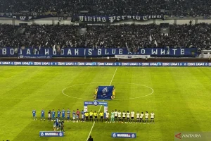 Persib Bandung Cetak Kemenangan di PSM Makassar, Juara Liga 1 Dekat