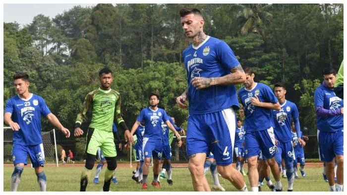 Persib Bandung Siap Datangkan Striker Haus Gol Liga Kamboja