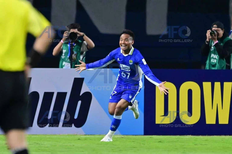 Persib Fokus Tiga Poin, Kesempatan Tak Boleh Terlewat