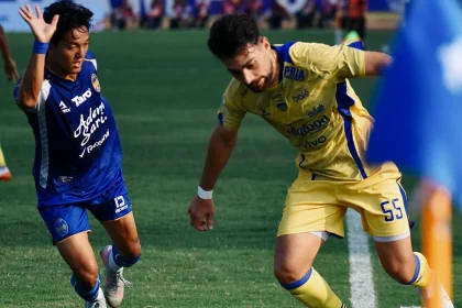 Persib vs PSIM 1-0: Bojan Hodak Kunci Amankan Kemenangan di Jalur Juara