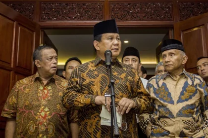 Pigai: Pernyataan Amien Rais tentang Prabowo dan Teddy Berpotensi Langgar HAM