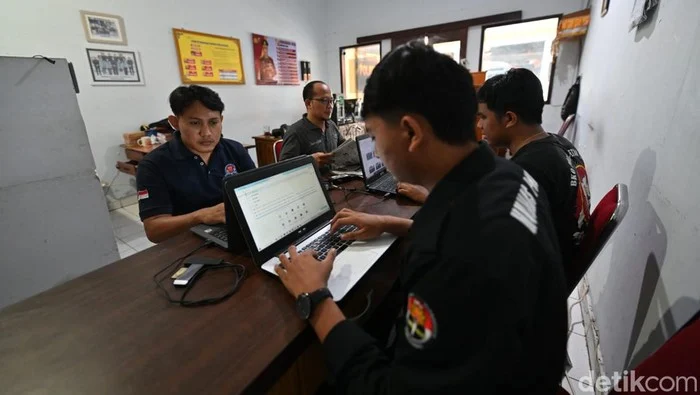 Polisi Gelar Patroli Siber untuk Mengatasi Isu Pocong di Banten dan Bali