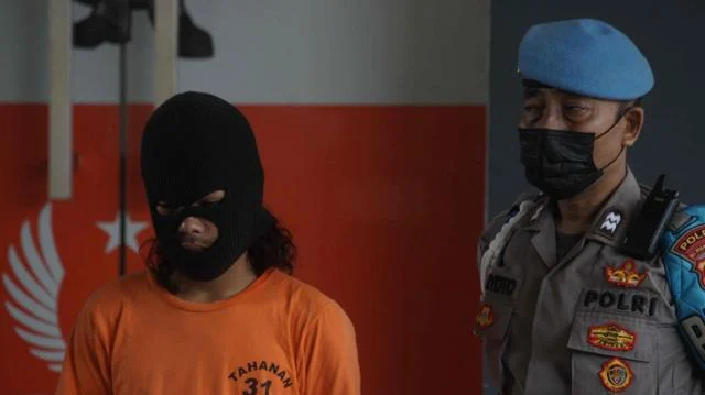 Polisi Ungkap Kasus Penadahan Ratusan HP, Istri Pelatih Persija Jadi Korban