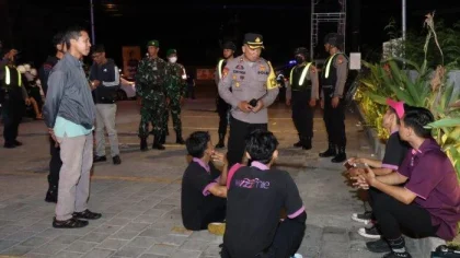 Polresta Denpasar Gelar Patroli Skala Besar di Kuta