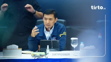 Polri Tangkap Buron Interpol Penipuan Online Jaringan Kamboja di Bandara Soetta