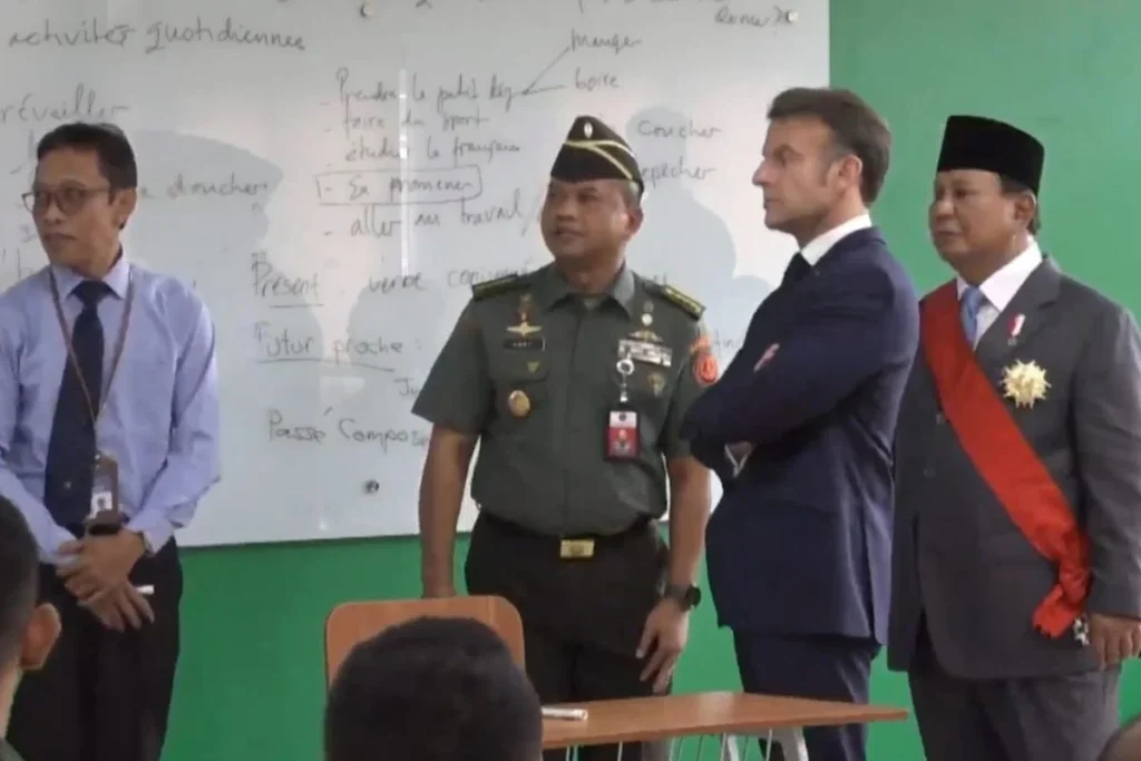 Prabowo Ingatkan Siswa Belajar Bahasa Prancis