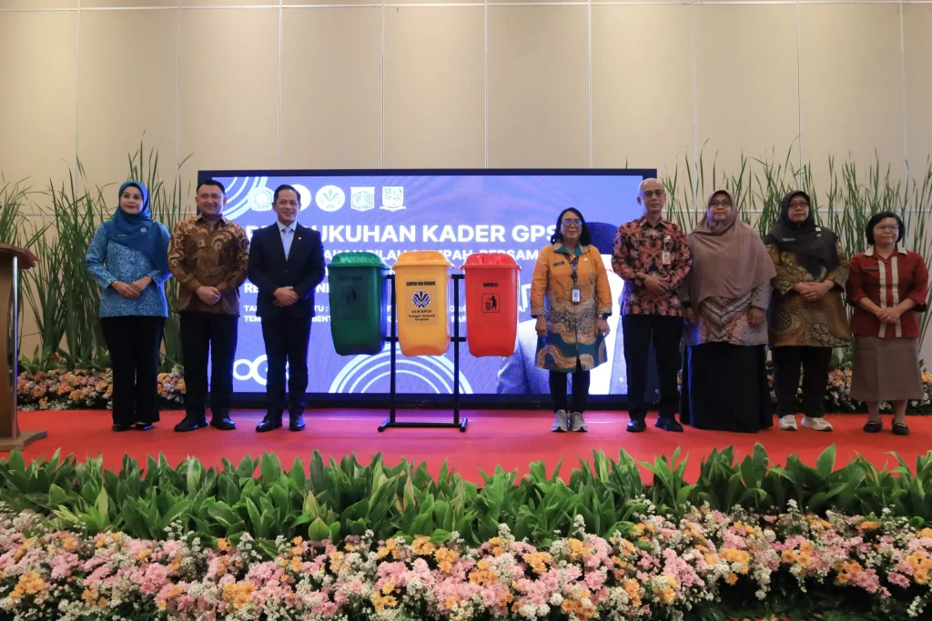 Pramono Luncurkan Gerakan Pilah Sampah di Jakarta