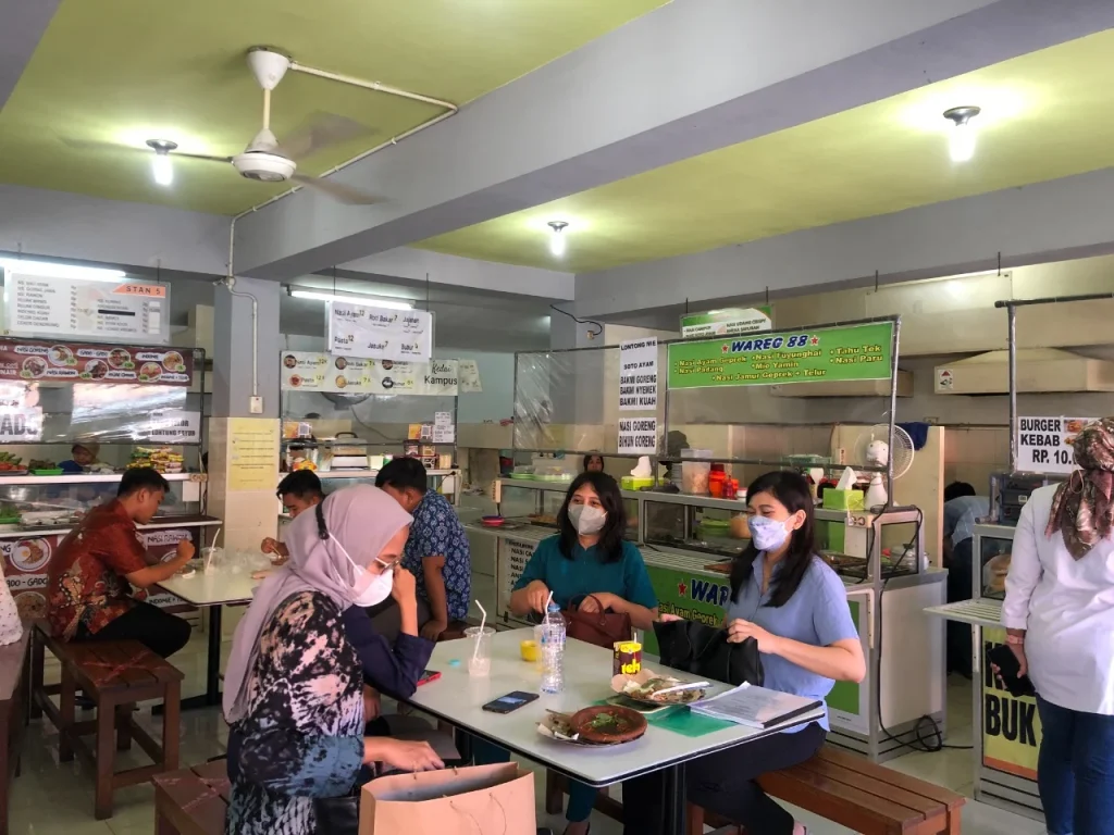 Prancis Luncurkan Menu Hemat 1 Euro di Kantin Kampus untuk Atasi Kelaparan Mahasiswa