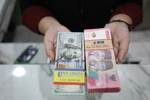 Ramalan Bos BI: Dolar AS Siap Menuju Rp16.500