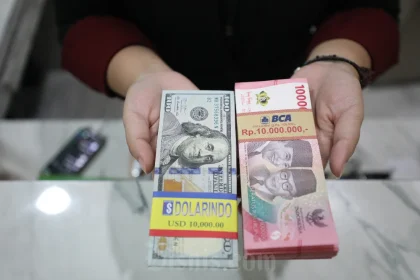 Ramalan Bos BI: Dolar AS Siap Menuju Rp16.500