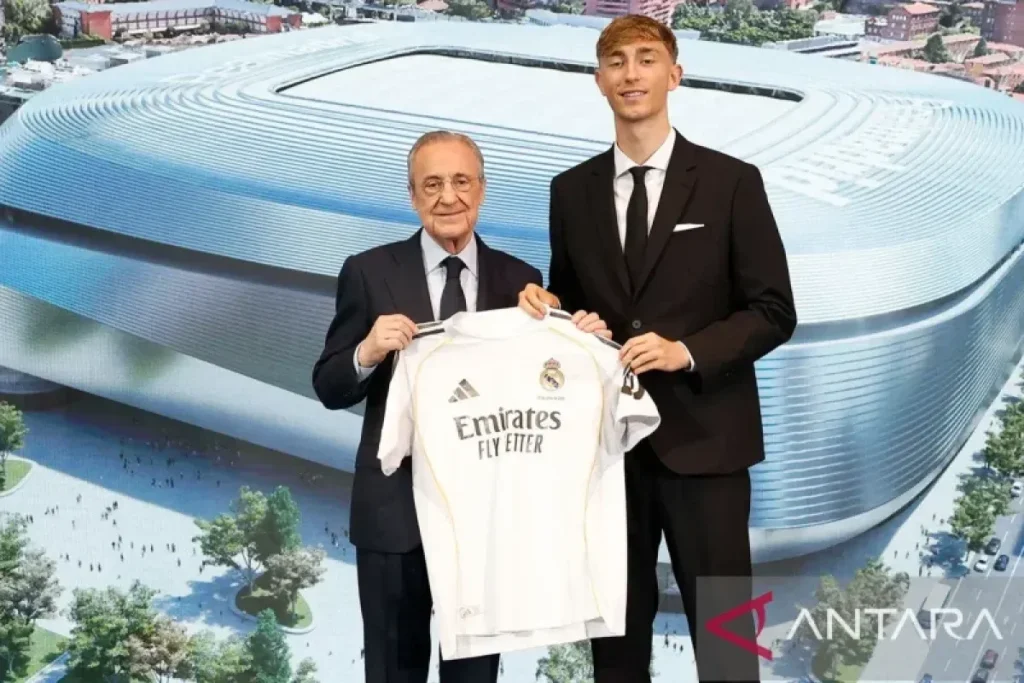 Respons Dean Huijsen Terkait Tidak Adanya Pemain Real Madrid di Skuad Spanyol