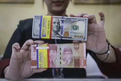 Rupiah Anjlok, Purbaya Bantu BI dengan Masuk ke Obligasi