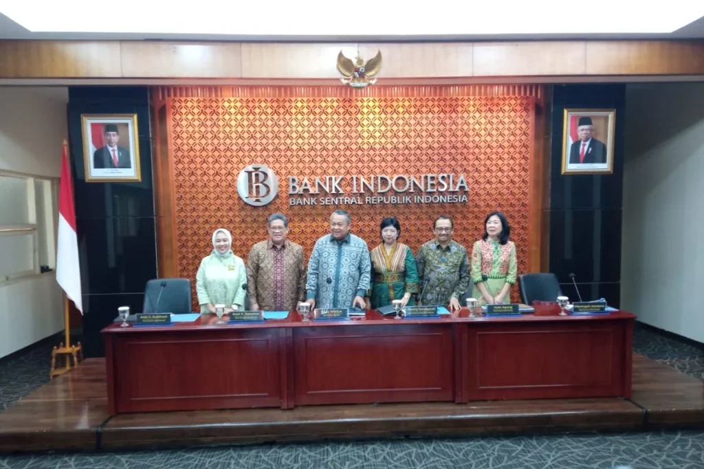 Rupiah Bergejolak, Bank Indonesia Naikkan Suku Bunga untuk Meningkatkan Nilai Tukar