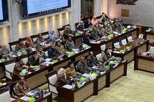 Rupiah Melemah, Anggota DPR Desak Gubernur BI Mundur