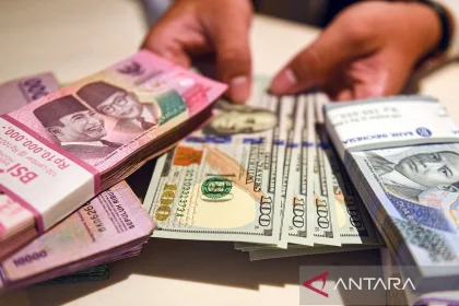 Rupiah Melemah ke Rp 17.515: Geopolitik Timur Tengah Bikin Dampak Ekonomi Kuartal I Minim