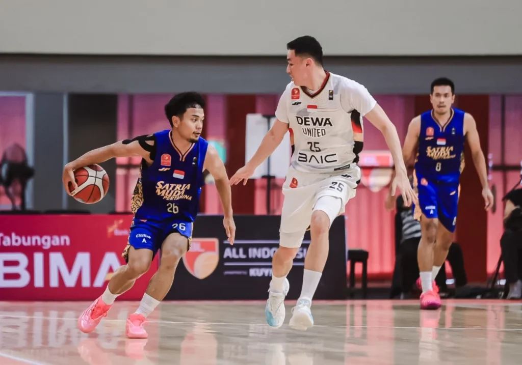Satria Muda Bidik Kemenangan atas Dewa United di Laga Penutup Musim Reguler IBL GoPay 2026